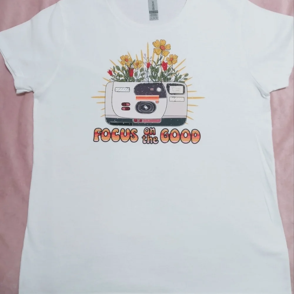 Hand-made Vintage Camera Tshirt